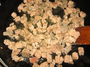 Фарфалле с лососем в сливочном соусе