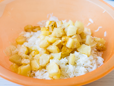 Вторые блюда Kurica-farshirovannaya-ananasami-new-5