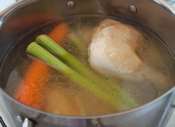 Первые блюда Chick-leek-soup-2